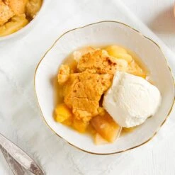 Saturn Peach Tree -Blooming Yard Saturn Peach Tree 6