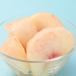 White Lady Peach Tree -Blooming Yard White Lady Peach 1