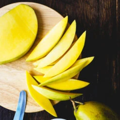 Condo Mango Tree -Blooming Yard condo mango 7